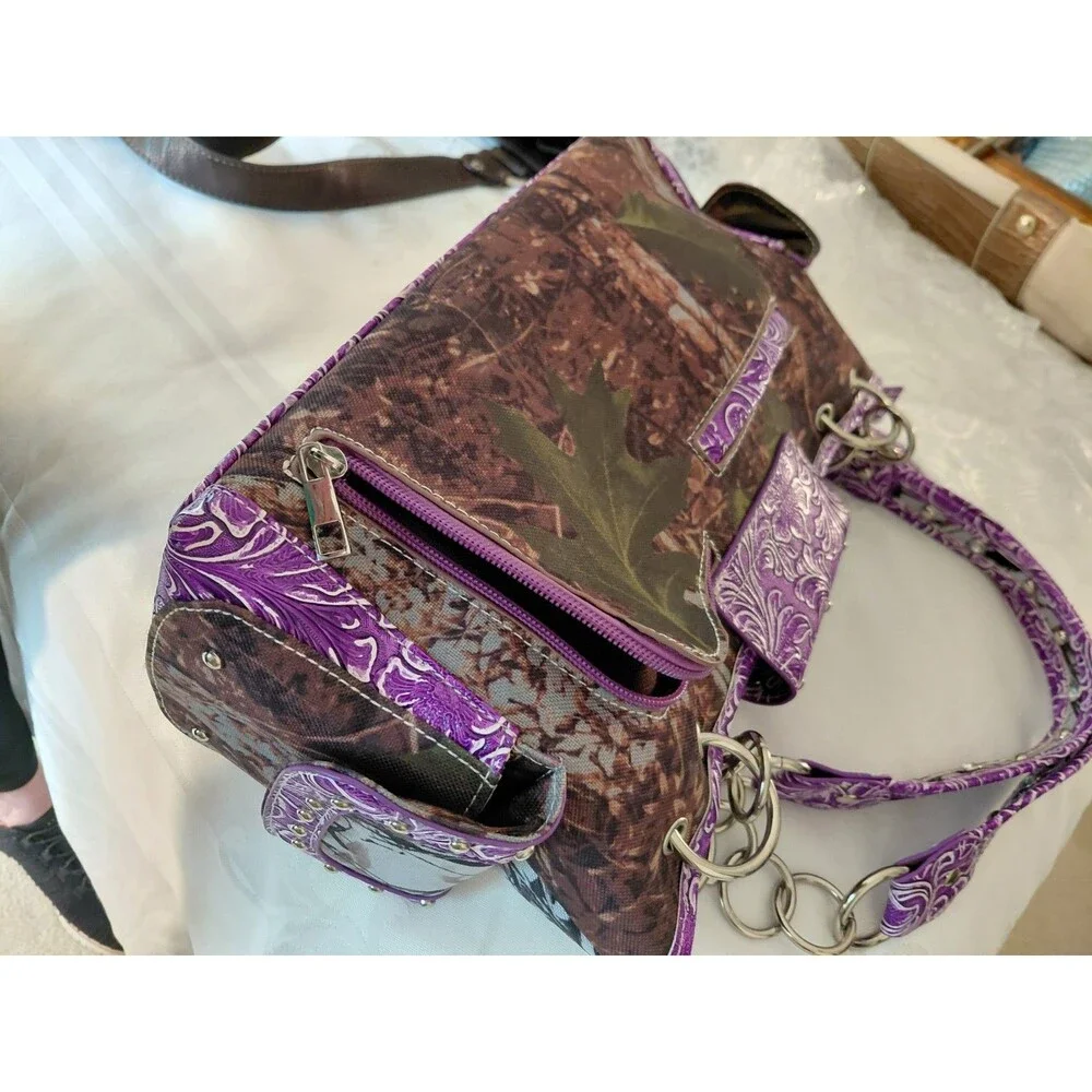 Cowgirl Trendy  Concealed Carry Purse with Wallet and Ammo Pouch Silver Sparkly - Picture 3 of 11